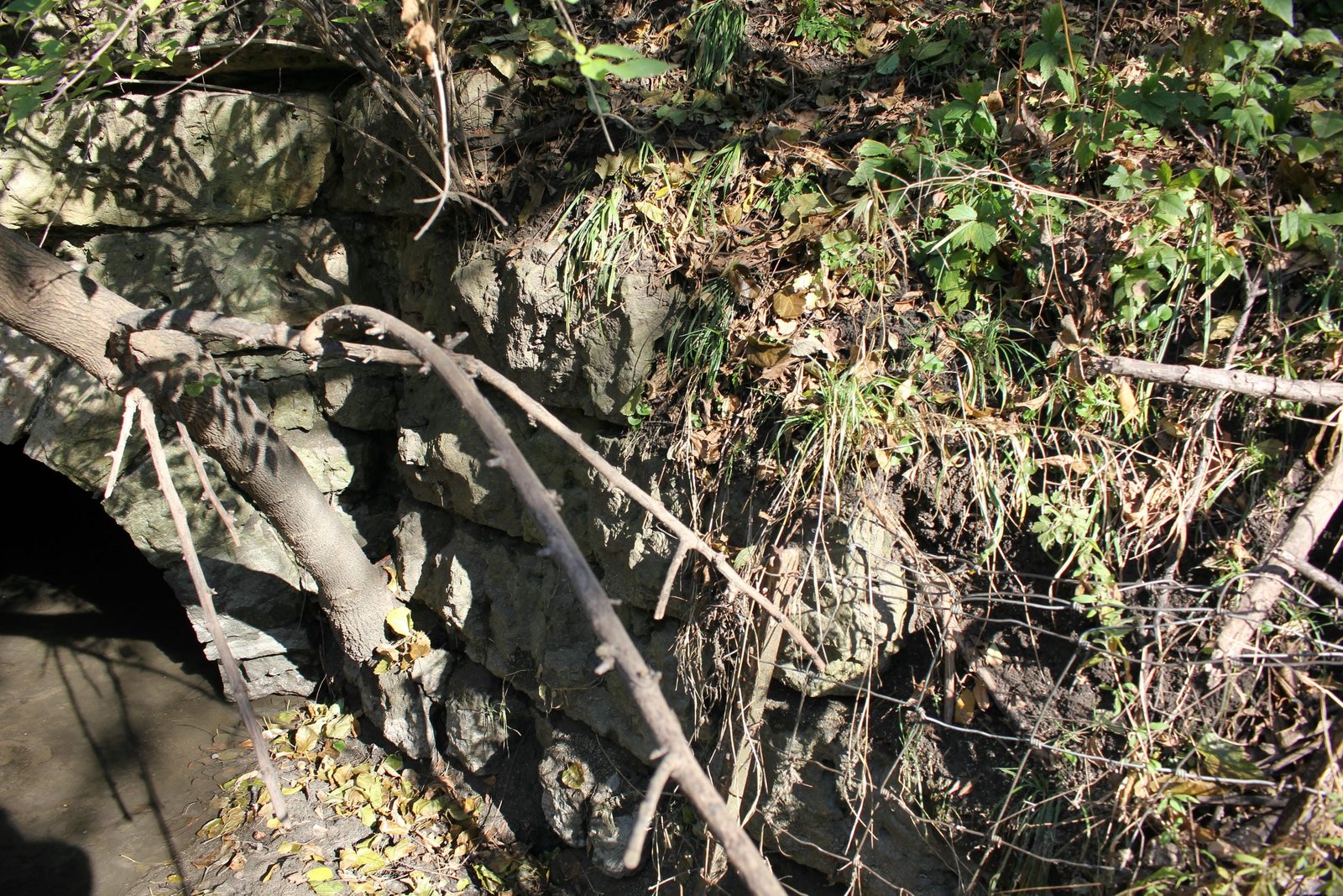 Southeast wing wall